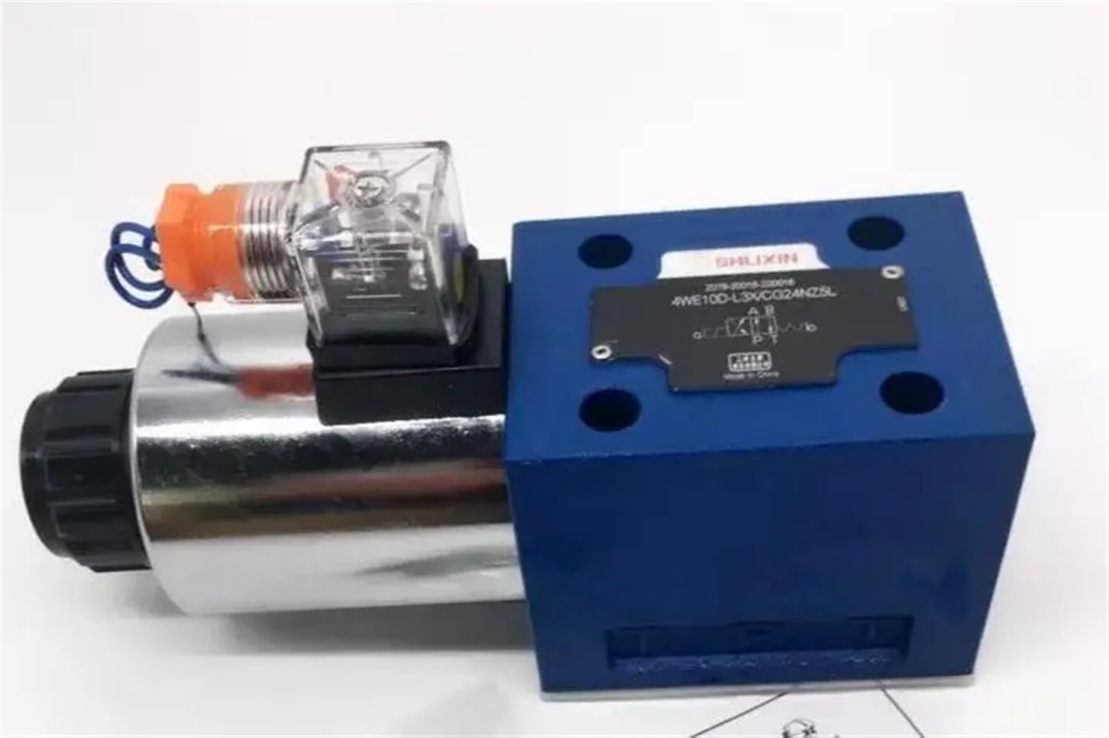 Solenoid Directional Valve 4WE10D-L3X/CG24NZ5L 4WE10D-L3X/CW220-50NZ5L 4WE10Y-L3X/CG24NZ5L 4WE10Y-L3X/CW220-50NZ5L(4we10y-l3x,24V)