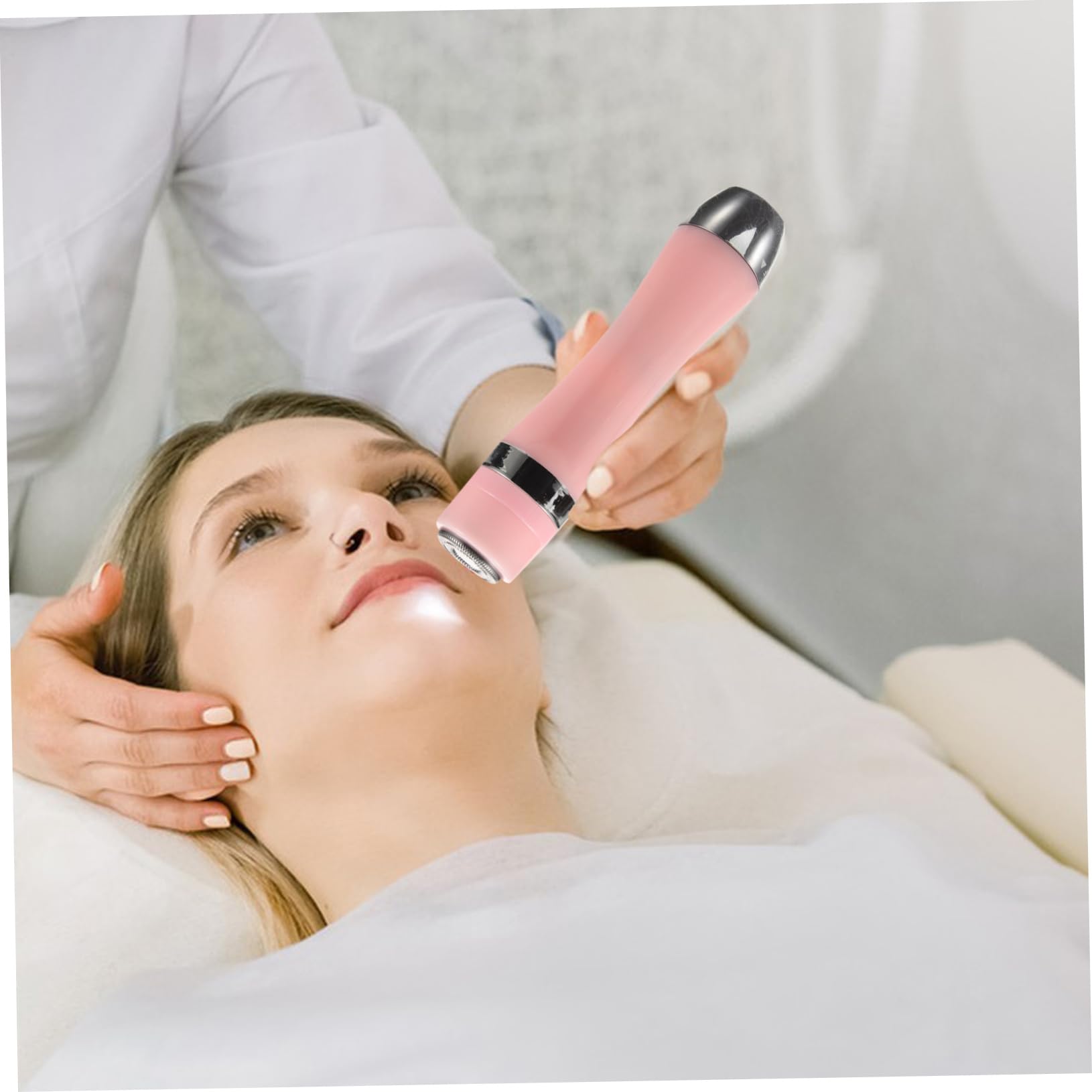 Rasoio Elettrico per Donna Epilatore per Viso e Corpo con Testine di Rasatura Rimuove Peli Superflui e Calli Strumenti di Bellezza senza Fili