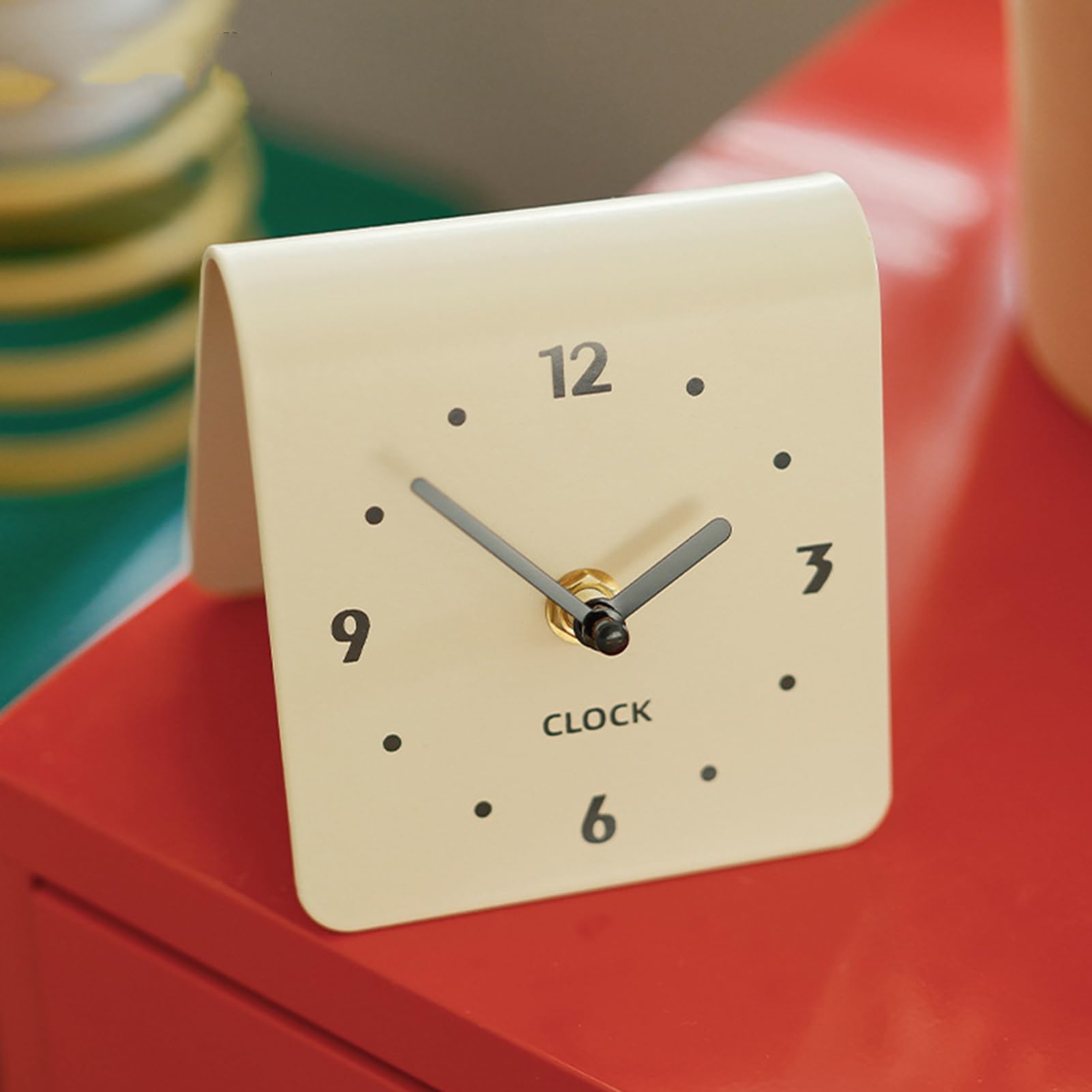 Reloj de Mesa Analógico Silencioso Moderno para Sala de Estar y Oficina