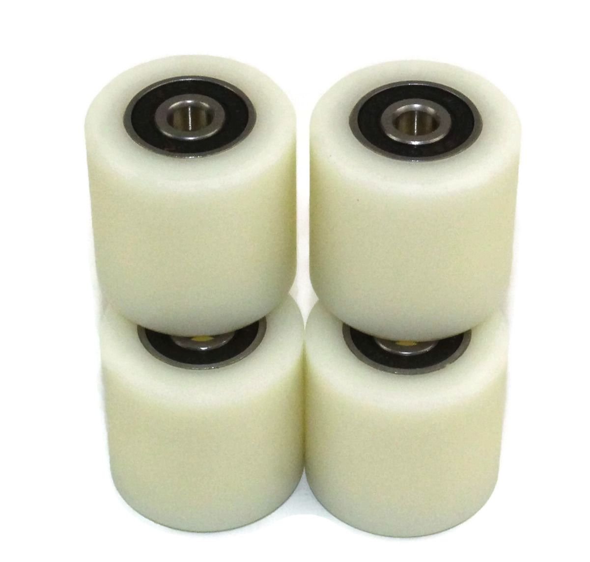 Lot de 4 roulettes en nylon polyamide de 40 mm de diamètre, 40 mm de large, 8 mm d'épaisseur, usinées avec précision.