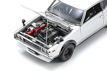 Amazon.co.jp: 京商 1/18 ケンメリ GT-R KPGC110 シルバー