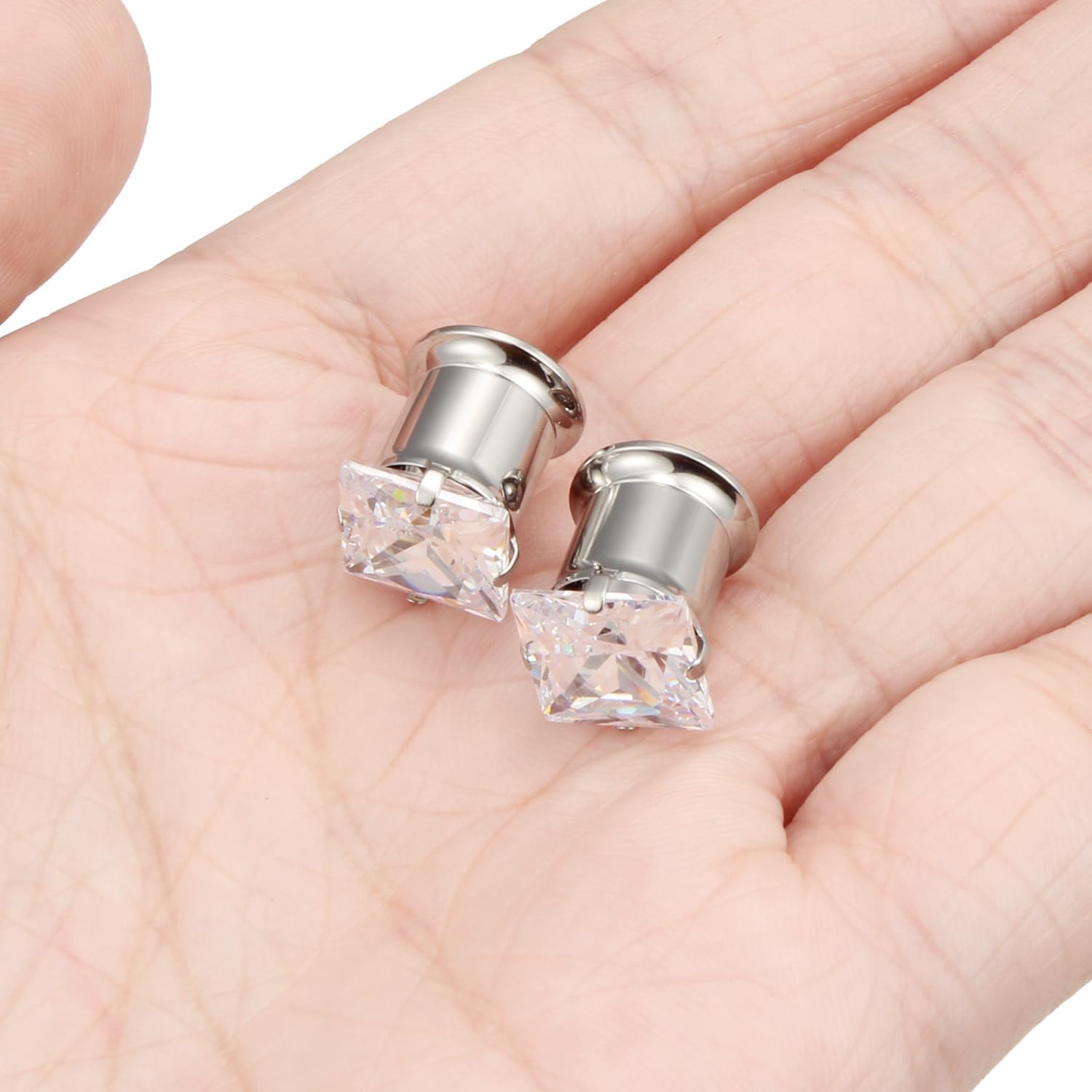 10G-00G F136 Titanium Square Zircon Ear Gauges Screw Fit Flesh Tunnels Plugs Earrings Hypoallergenic Implant Medical Grade Surgical Steel Plugs Piercing Jewelry for Women Men