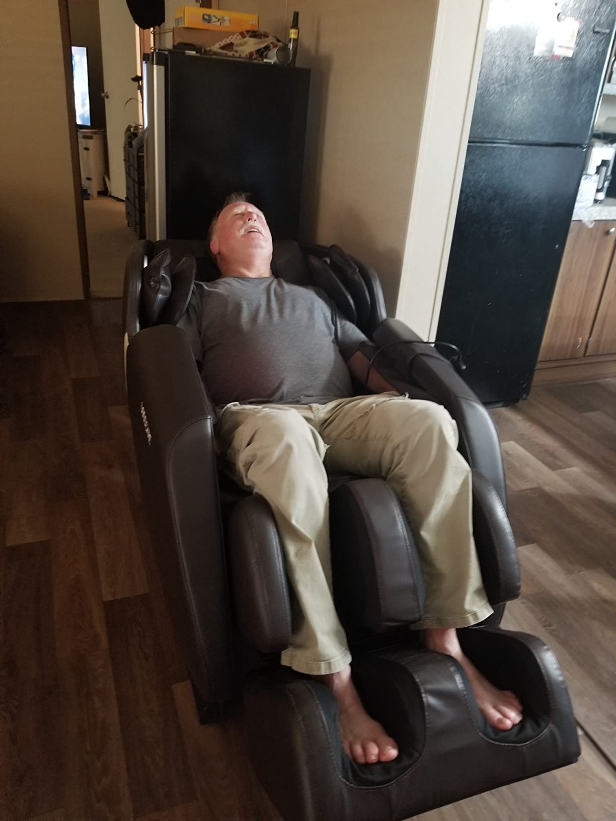 83/mo Finance BOSSCARE Massage Chair Recliner with Zero Gravity