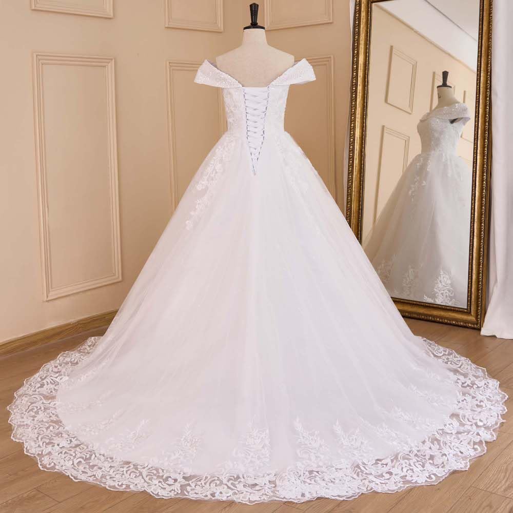 Robe de mariée Princesse Longue Perles de Dentelle Grande Traine Robe de mariée BA-OF0811