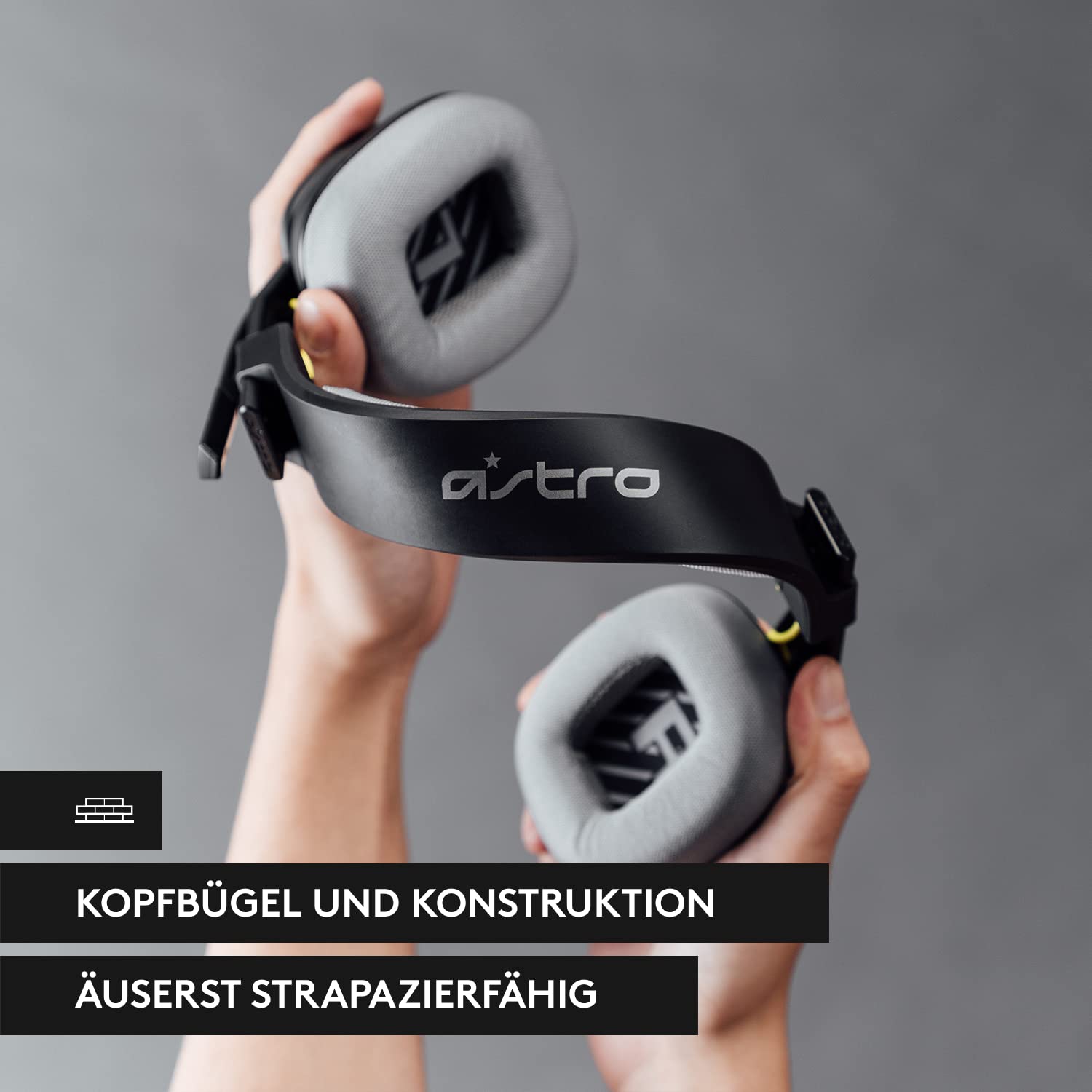 Logitech G G29 Driving Force Rennlenkrad und Pedale, Force Feedback + ASTRO A10 Gen 2 kabelgebundenes Headset – PS5, PS4, PC, Mac – Schwarz