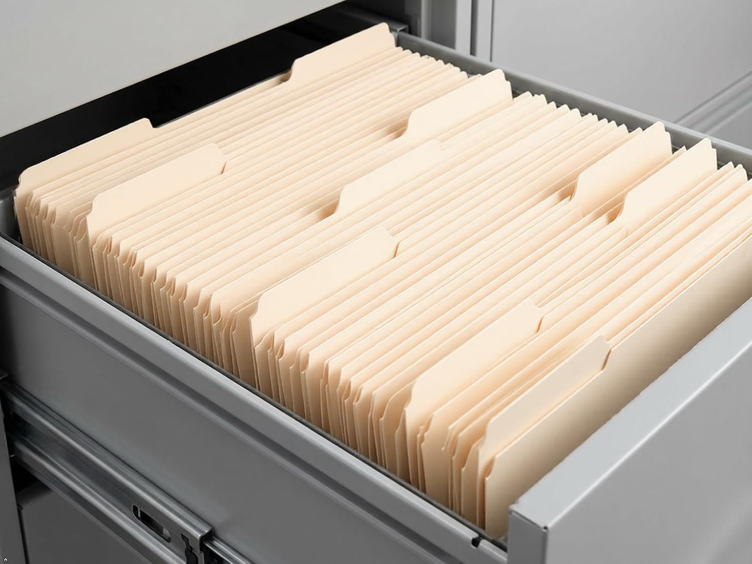 100 Pack Manila File Folders, 1/3-Cut Tab, Assorted Positions, Letter Size, 8.5x11 inches, Easy Labeling & Organization, Office Supply, School, Home,Business, Class,Document Filing