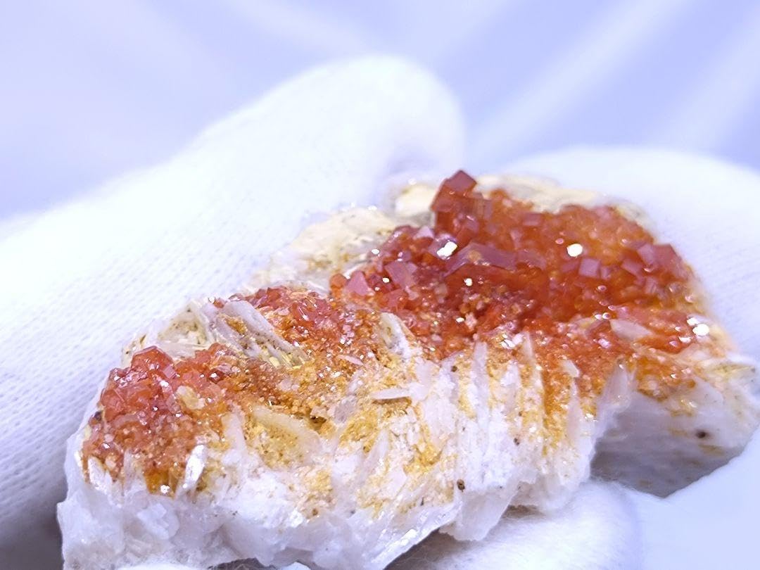 モロッコ産 バナディナイト 50g バナジナイト 標本 バナジナイト