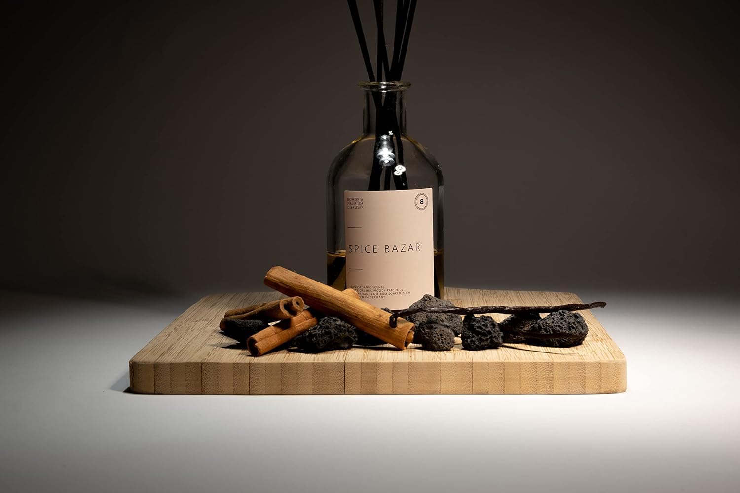 BOHORIA Deodorante spray per ambienti con profumo fresco per bucato, fragranza stimolante e fresca per la casa, per un'esperienza di profumo unica, 500 ml (Spice Souk, 500 ml)