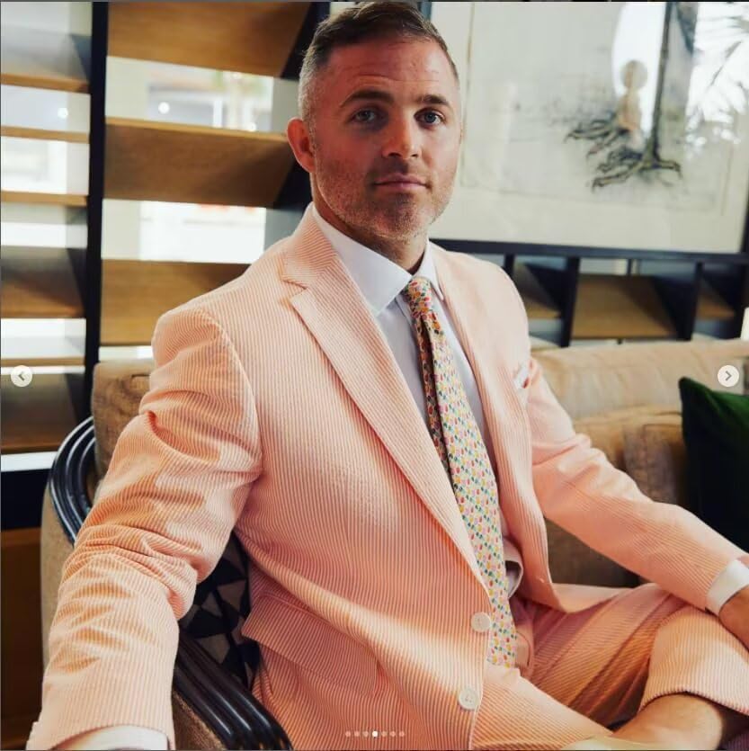 Seersucker Suit Mens Striped Casual Classic Fit 2 Piece Big and Tall Pink Suit for Men Summer Wedding4