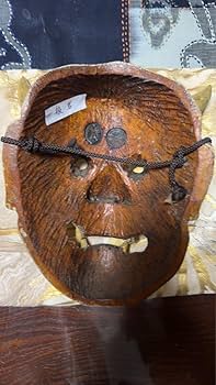 Amazon.co.jp: 能面 般若 木彫り 1点限り レア 面袋付き : スポーツ