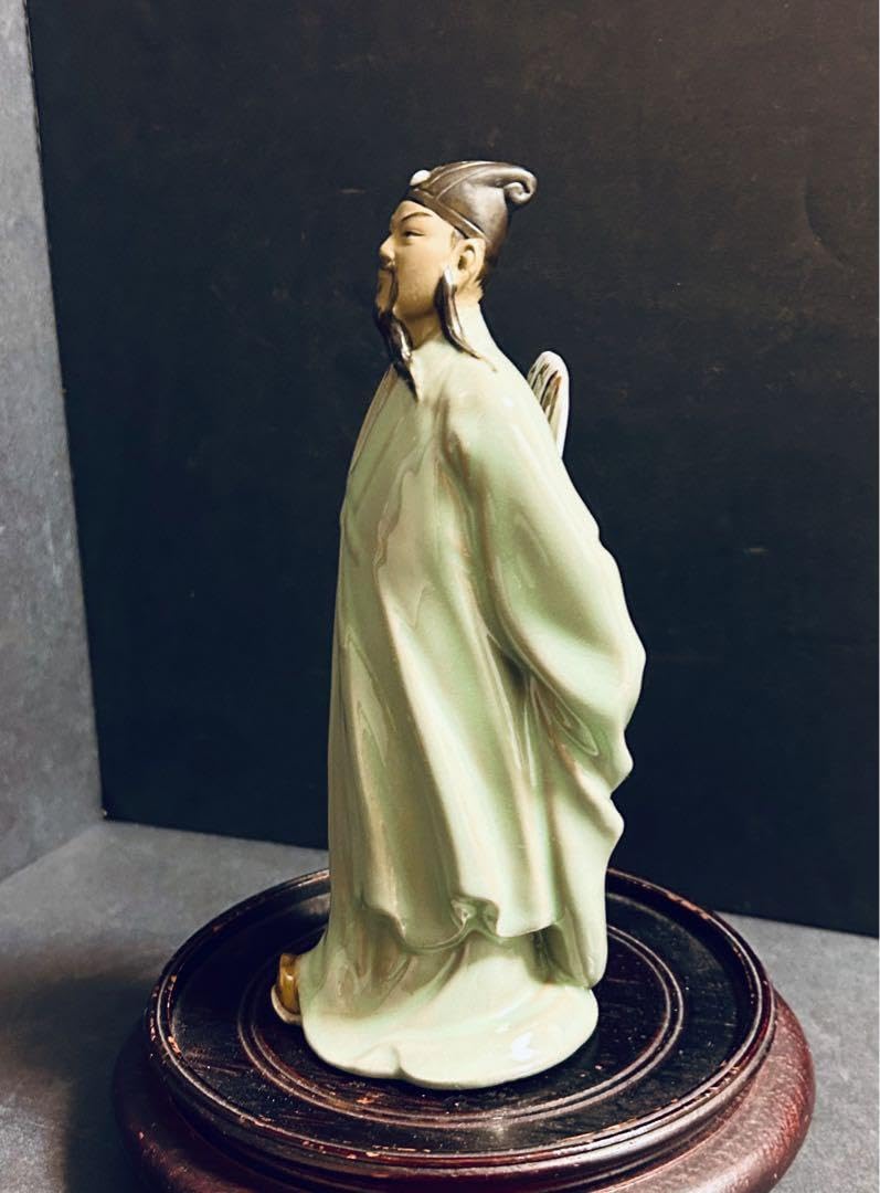 最終値下げ　中国骨董【明の時代孔子造像】昔中国文物商店にて購入旧蔵した水墨画掛軸 最終値下げ 中国骨董【明の時代孔子造像】昔中国文物商店にて