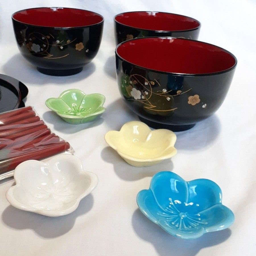 Amazon.co.jp: 漆器 汁椀 丼 小盆 お箸 5膳セット 梅型 梅柄 お盆 小皿