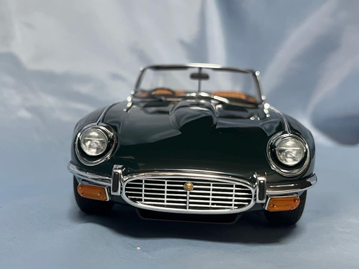 AUTOart JAGUAR E-TYPE ダイキャストモデル 1⁄18 AUTOart Jaguar