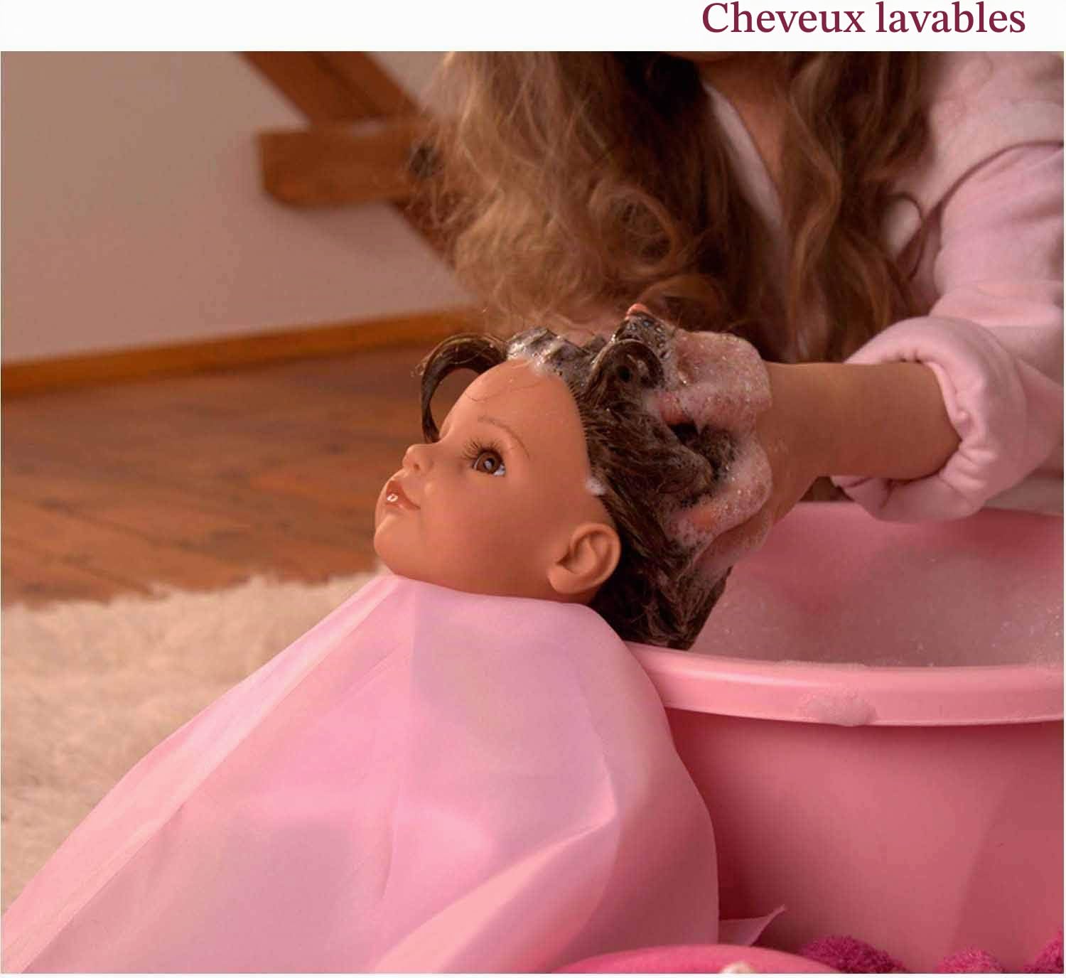 Götz 1466023 Happy Kidz Emily va au cinéma poupée - poupée Debout Multi-articulée de 50 cm de Haut avec Cheveux blonds, Yeux Marrons - Ensemble de 6 pièces