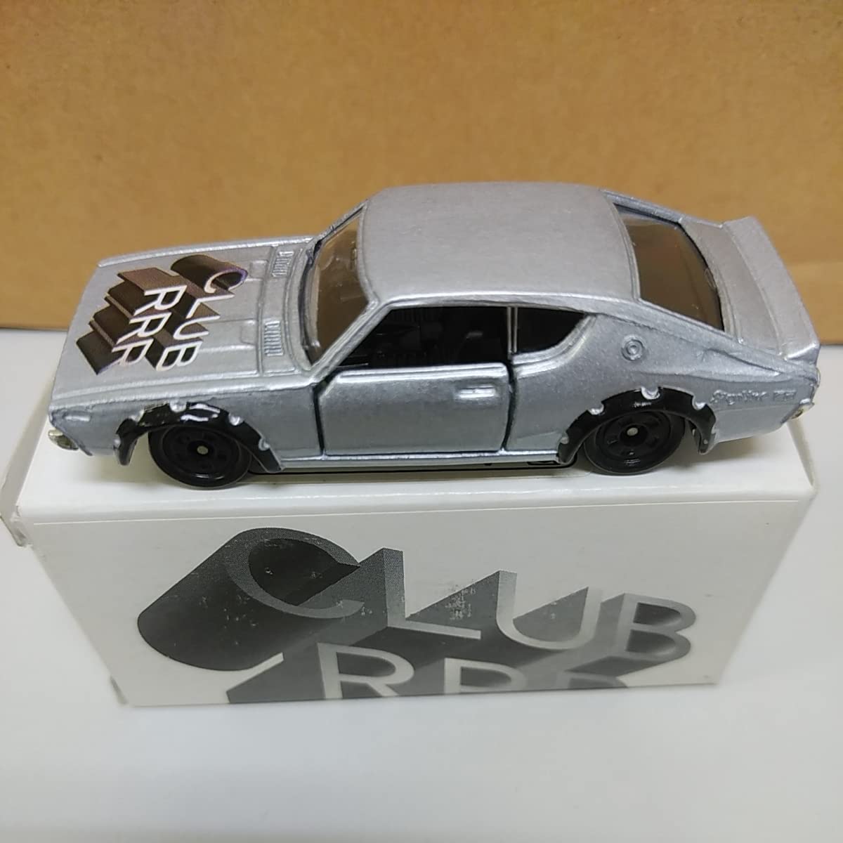 トミカ　特注品　スカイライン 2000GT ケンメリ 　1/64 トミカ 特注品 スカイライン 2000GT ケンメリ 1/64 - メルカリ