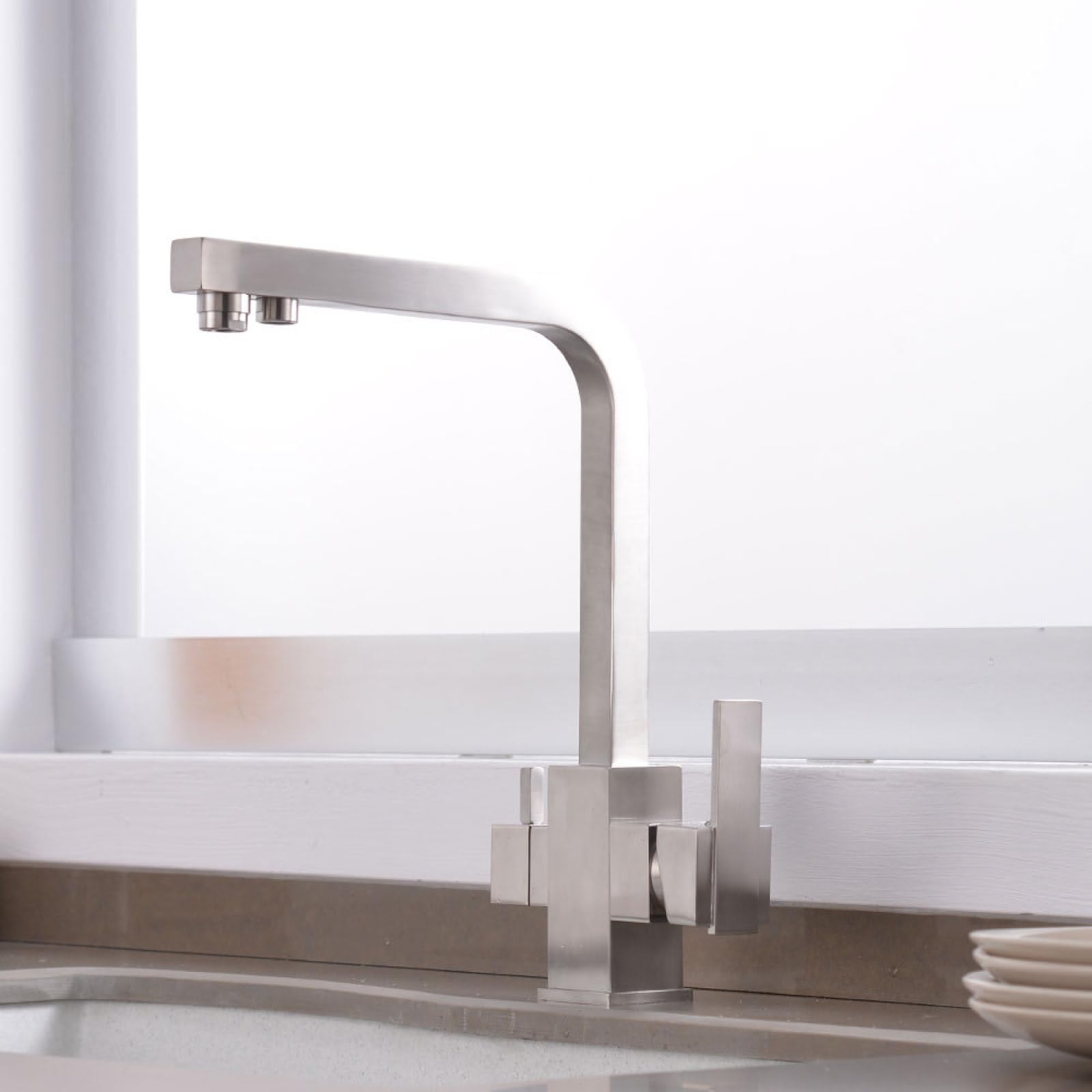 Fanjubei Brushed Kitchen 360° Rotating All-Copper Hot And Cold Drinking Basin Faucet