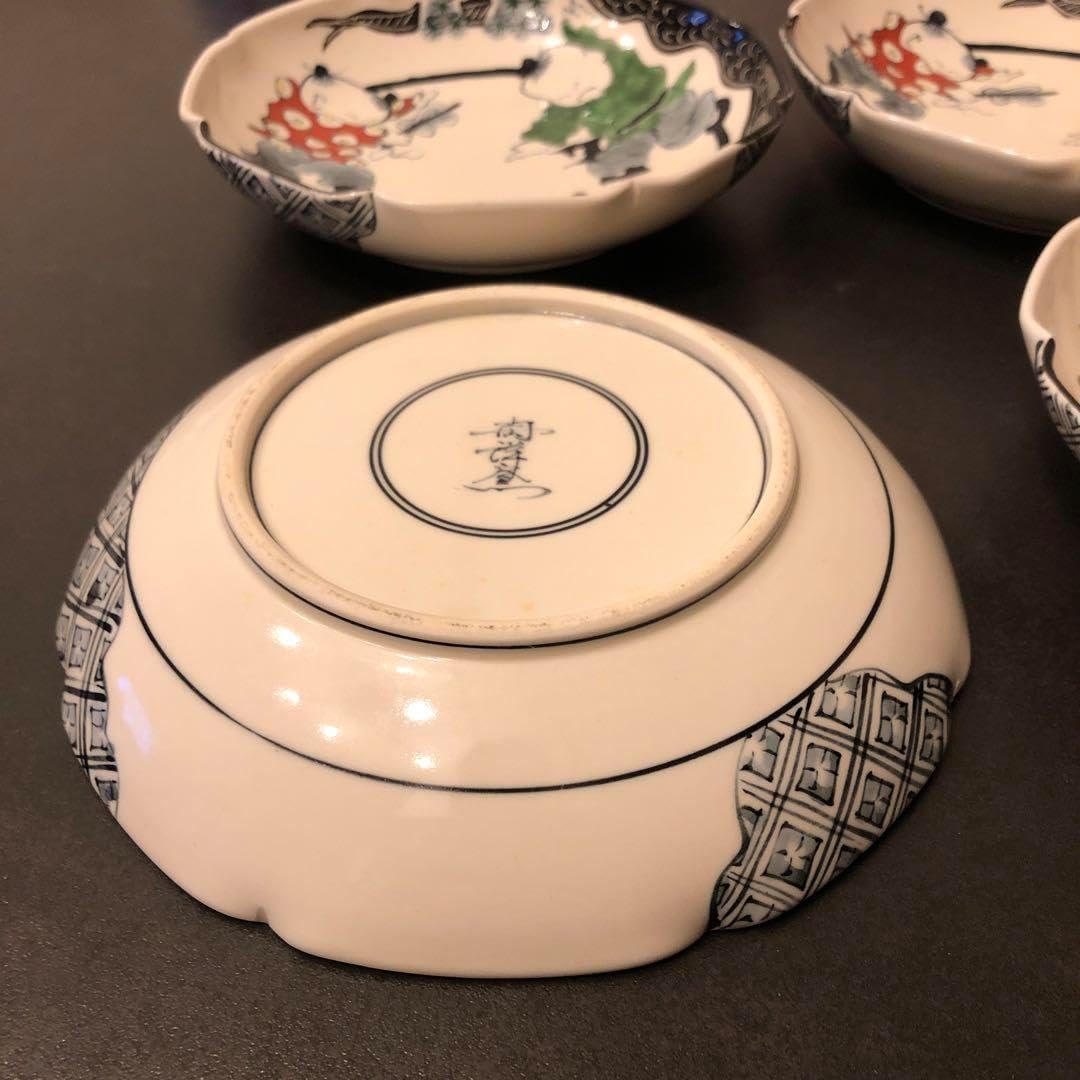 八角皿 伊万里 古代唐獅子 五寸皿 2枚 明治 大正 希少 美品 極上 八角皿 伊万里 古代唐獅子 五寸皿 2枚 明治 大正 極上 鍋島染付