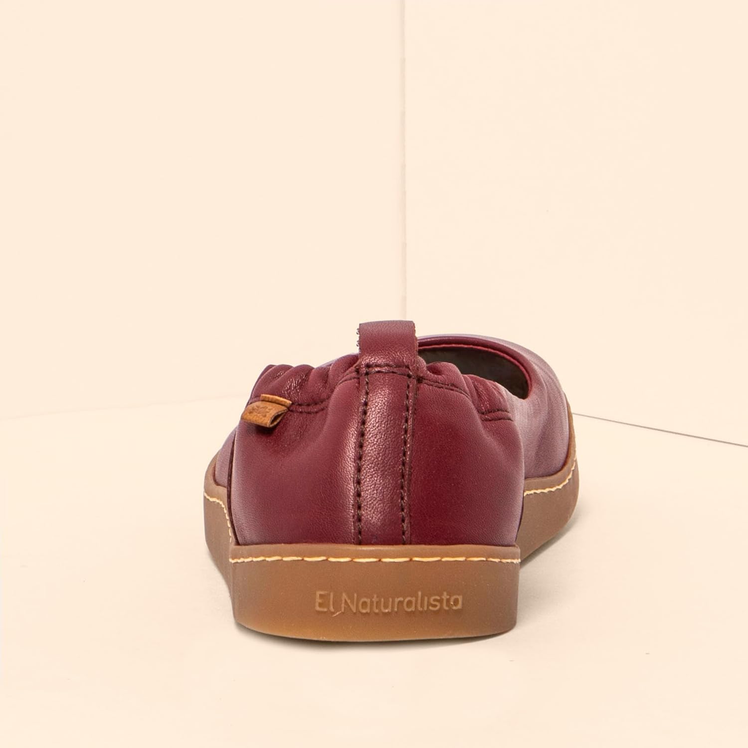 El Naturalista Women's Flat Sneaker