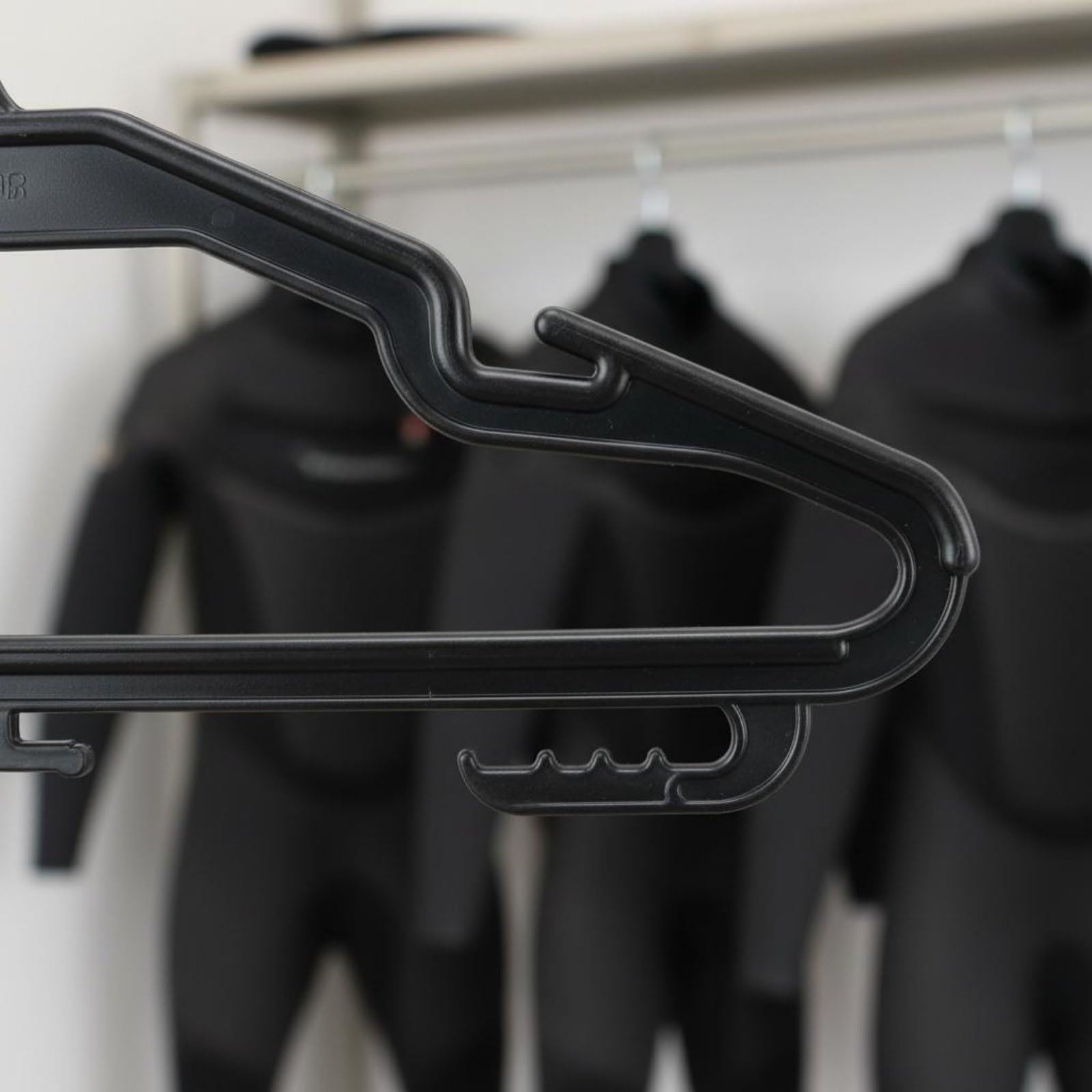 Cintre pour Gilet Stabilisateur Robuste Cintre pour Équipement de Plongée Multifonction Rangement Sportif pour Plongeurs, Épais A15-1c-13