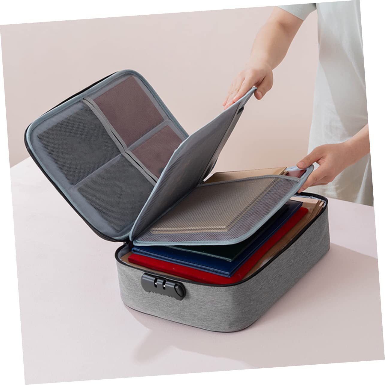 Scatola Portadocumenti Serratura a Combinazione, Borsa Portadocumenti Multistrato Grigia, Organizer per Archiviazione Casa e Ufficio, Portatile e Sicura per Viaggi e Documenti