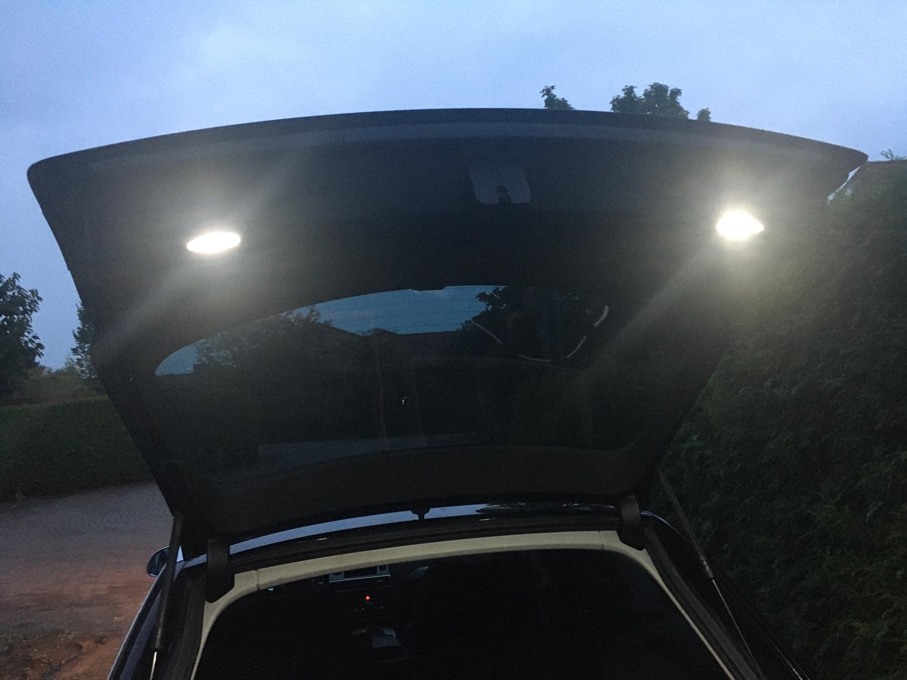 Lampe LED blanche for porte/coffre/pieds/boîte à gants, 2 pièces, for Audi, A1 A2 A3 A4 A5 A6 A7 A8 Q3 Q5 Q7 TT, for VW, for Skoda, Bagagli di
