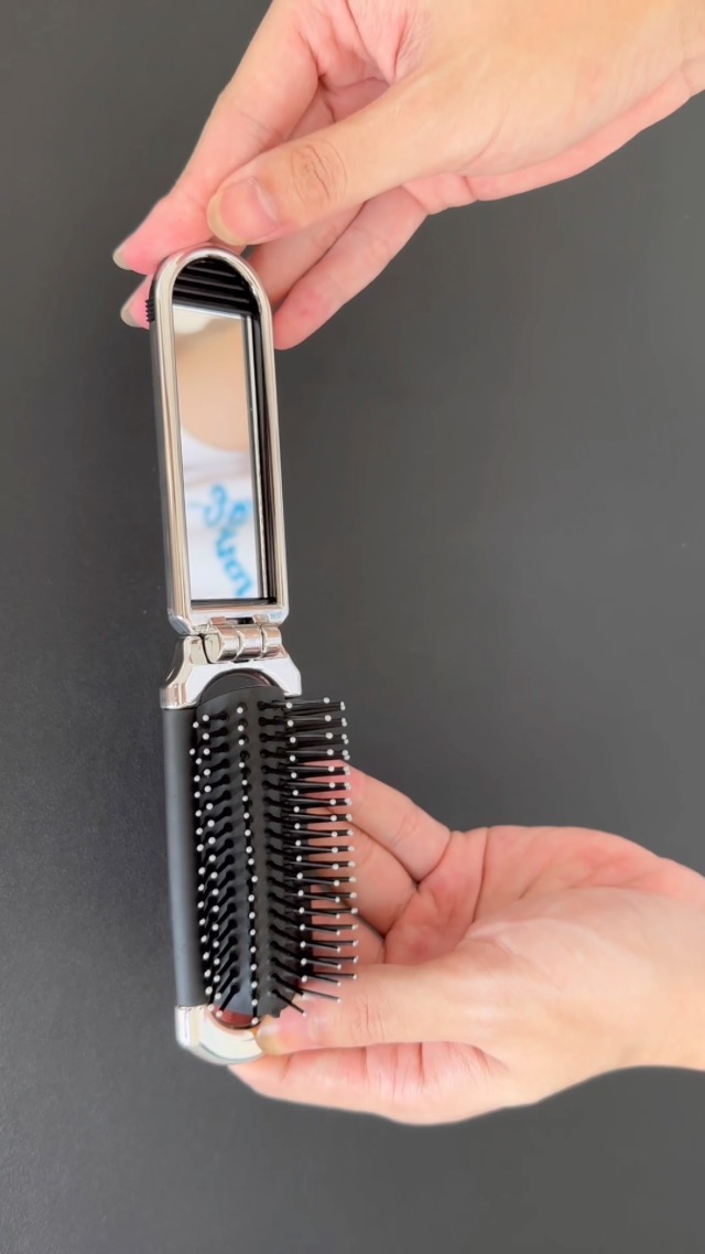 Amazon | MAGPIE 折りたたみブラシ 軽量 静電防止 ミラー付き