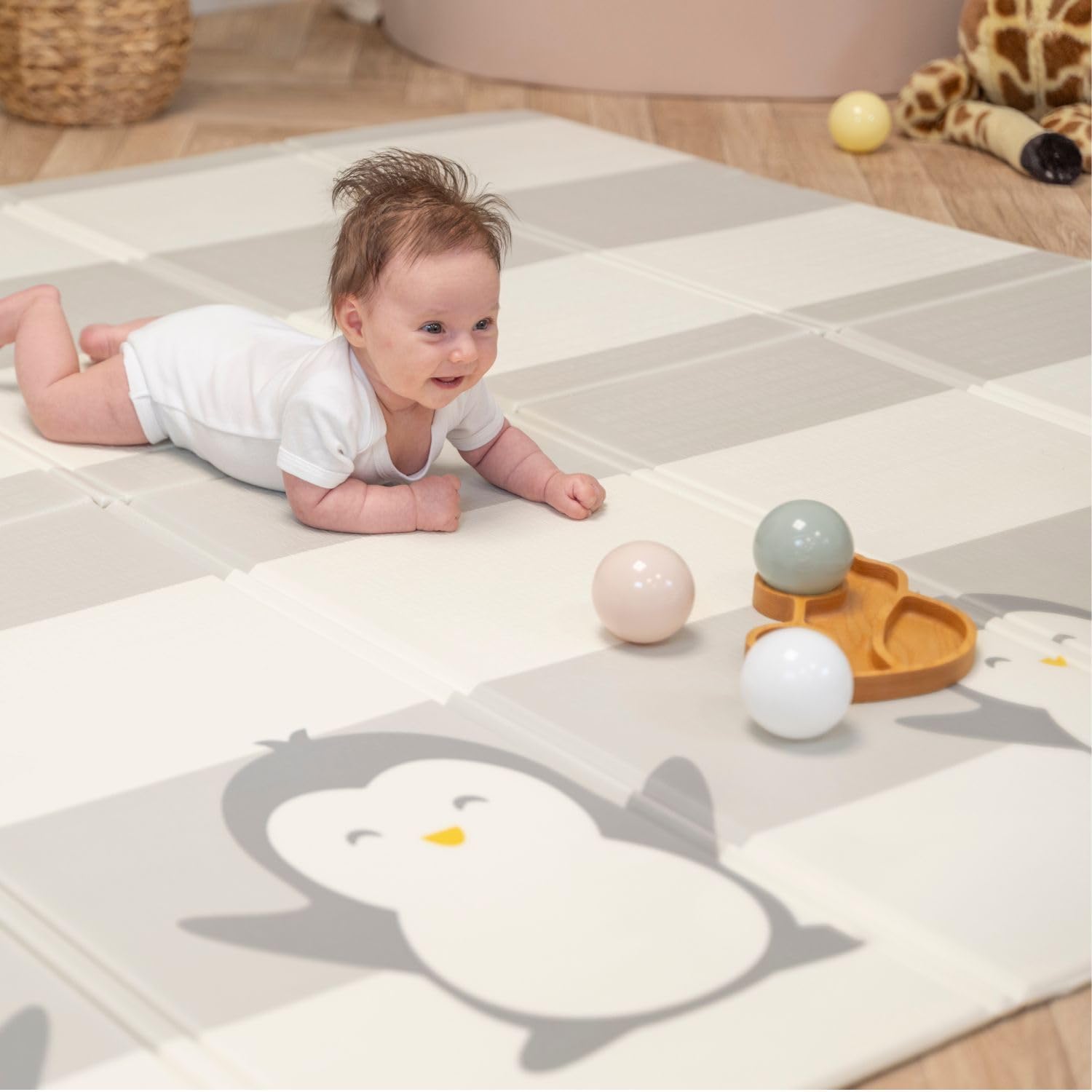 KiddyMoon Tappetino Da Gioco Per Bambini Tappeto Gattonamento In Schiuma Reversibile Pieghevole Tappeto Neonato Impermeabile Con Motivi Educativi Per Interni Ed Esterni 180X200x1cm, Bianco-Pinguino