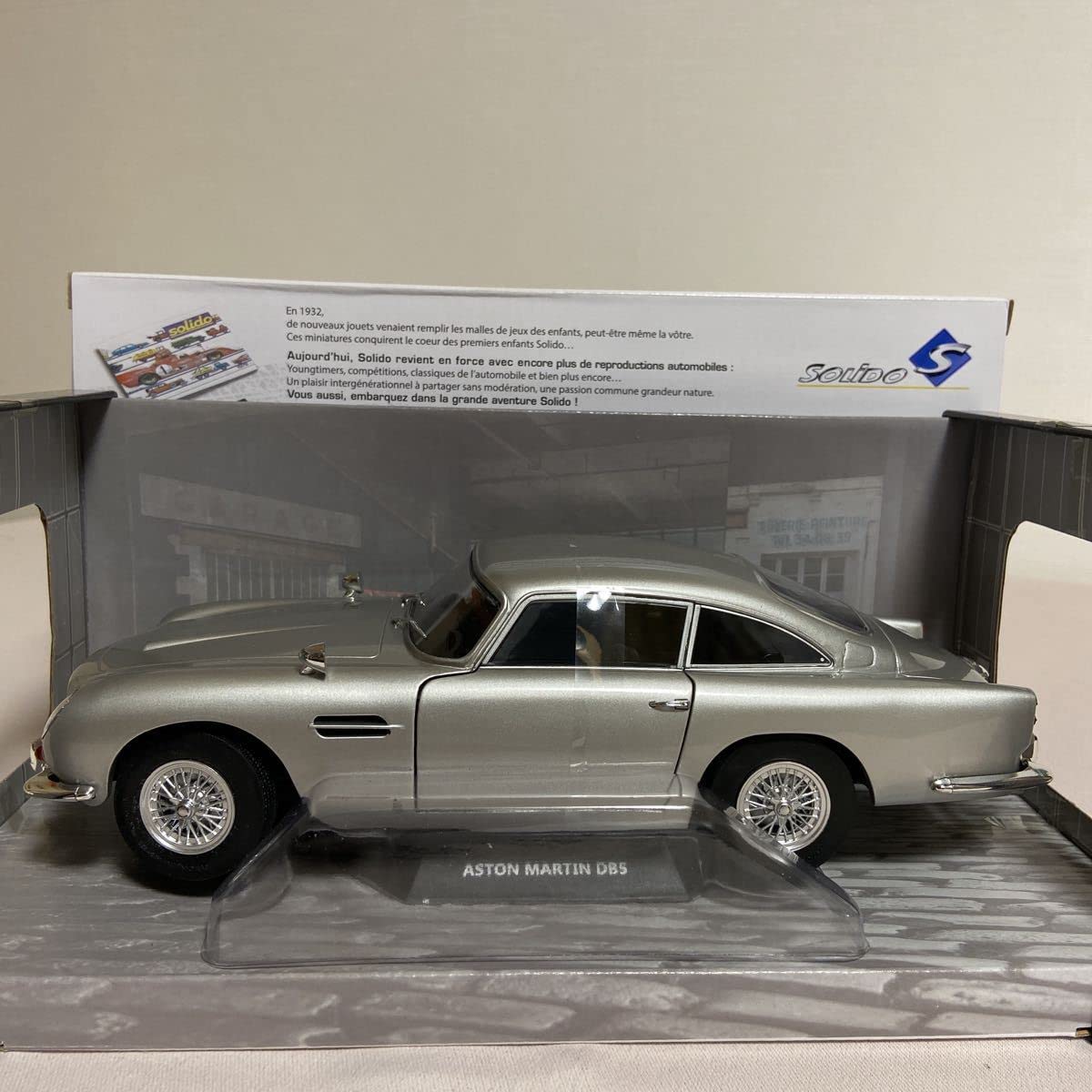 1/18 アストンマーティン DB5 1964 シルバー ソリド製ダイキャスト製 Amazon | ソリド／SOLiDO：1/18 アストンマーチン／ASTON MARTIN DB5