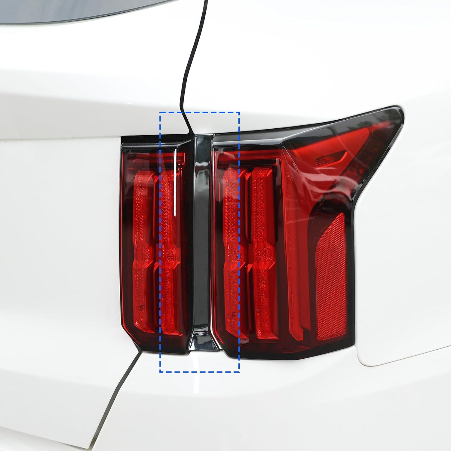 Tail Light Lamp Cover Guard Trim Car Tail Light Cover Trim Compatible with Kia Sorento 2021-2023 Accessories (Carbon Fiber Style)