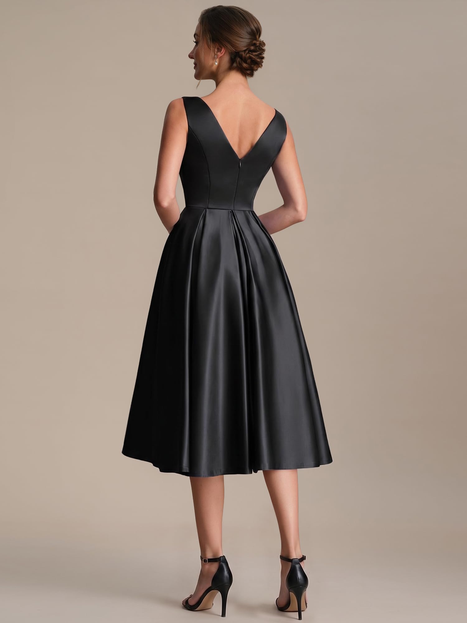 Ever-Pretty Robes d'Invité de Mariage Col en V sans Manche Satin Midi EG02774