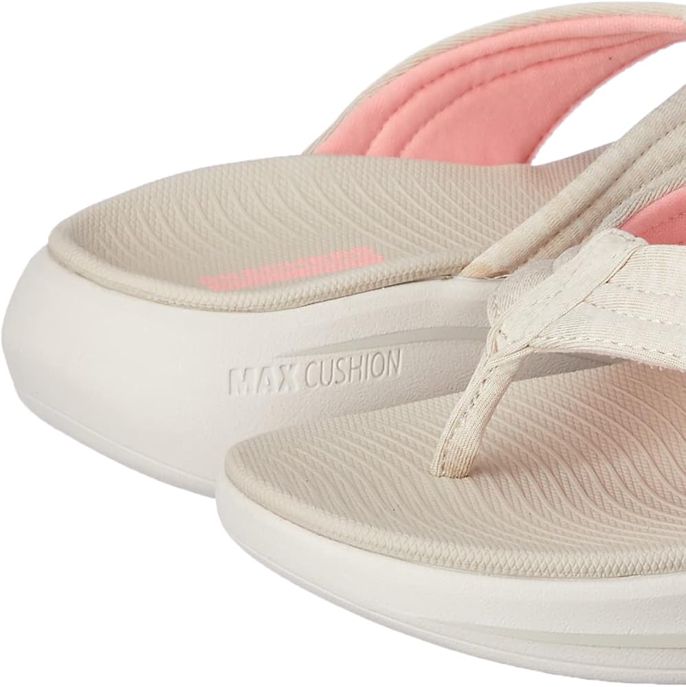 skechers max cushioning slippers