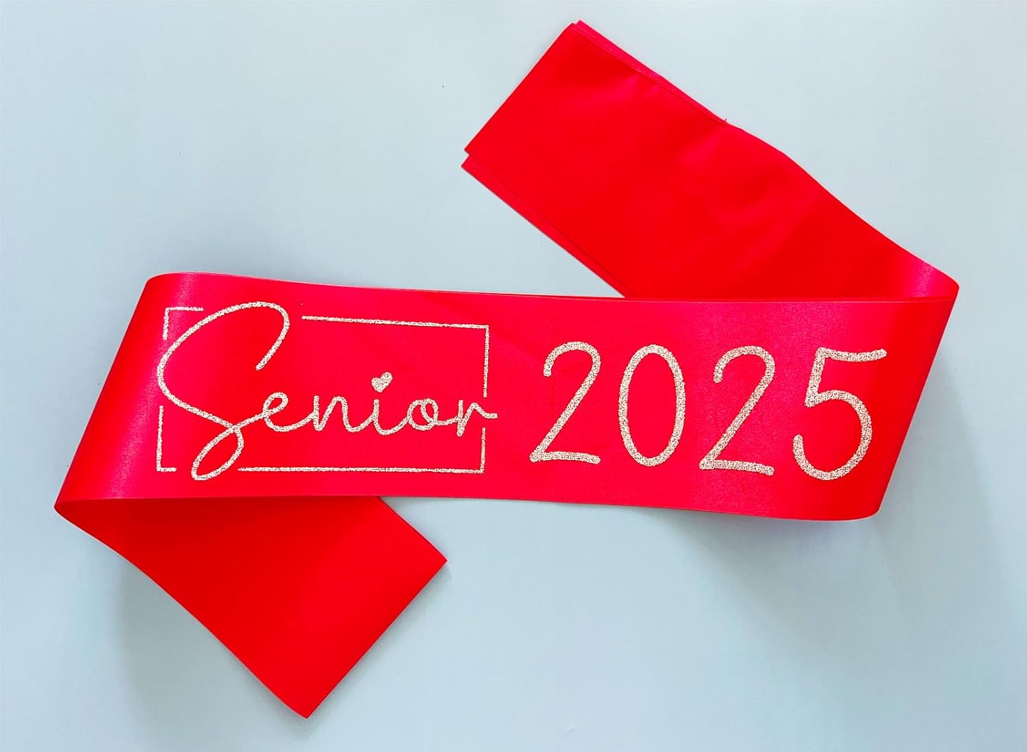 Generic Senior Sash 2025, 8 Pack Silver Glitter Red Satin Finally Graduated Senior Cheerleader Sashes for Class of 2025 Graduation Party Supplies