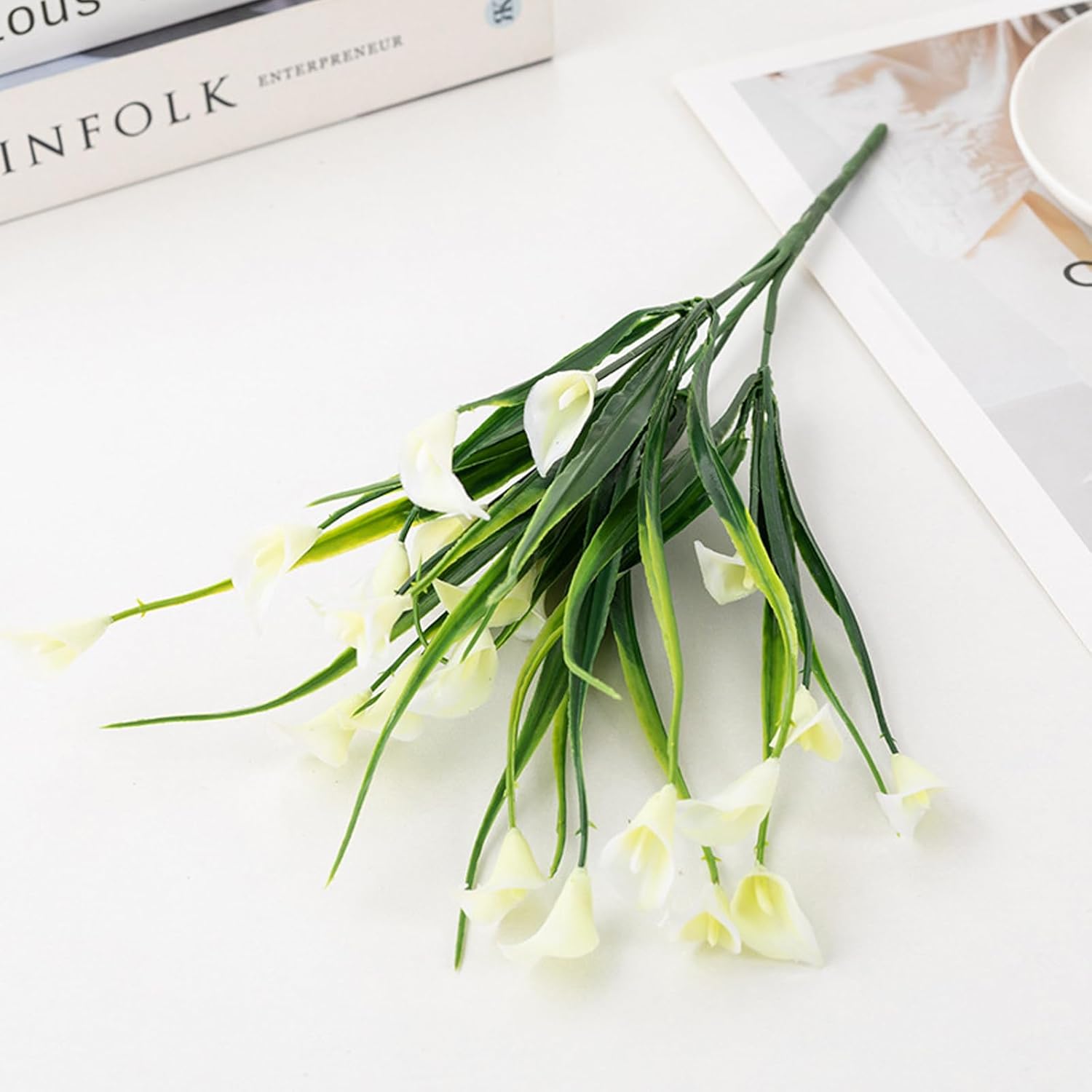 24 Bundles Artificial Calla Lily Artificial Flowers for Outdoors UV Resistant Plastic Flowers for Porch Garden Window Box Table Decor (White)