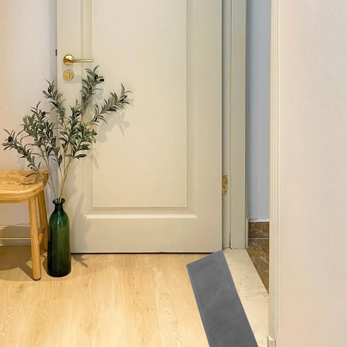 Threshold Ramp Pad for Robot Vacuum Cleaner 2pcs 50cm X 1cm Rubber Ramp Mat for Home and Office Doorways for Smooth Floor Transitions and Stair Steps