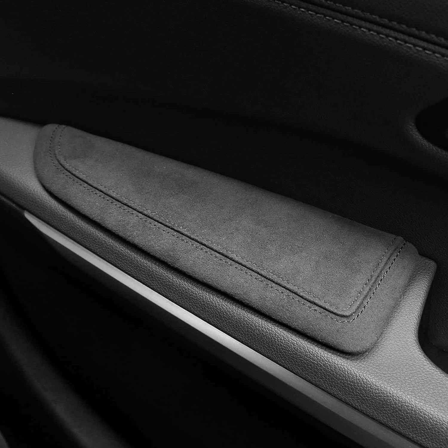 BETTERHUMZ Car Door Armrest Cushion Pad for Alcantara Suede, Car Elbow Rest Pad for BMW 3 4 5 6 7 8 X1 X3 X4 X5 X6 Z4 Series Car Accessories (Left, Black line)