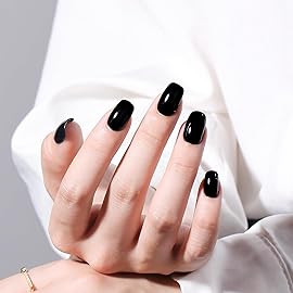 MAYCHAO 15ML Black Gel Nail Polish 1Pc Pure Black Nail Polish Soak Off UV LED Nail Gel Polish Nail Art Starter Manicure Salon DIY at Home, 0.5 OZ