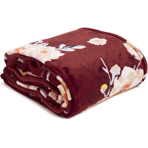 Vera Bradley Women's Fleece Throw Blanket – Soft Plush Blanket for Couch, Bedroom & Home Décor