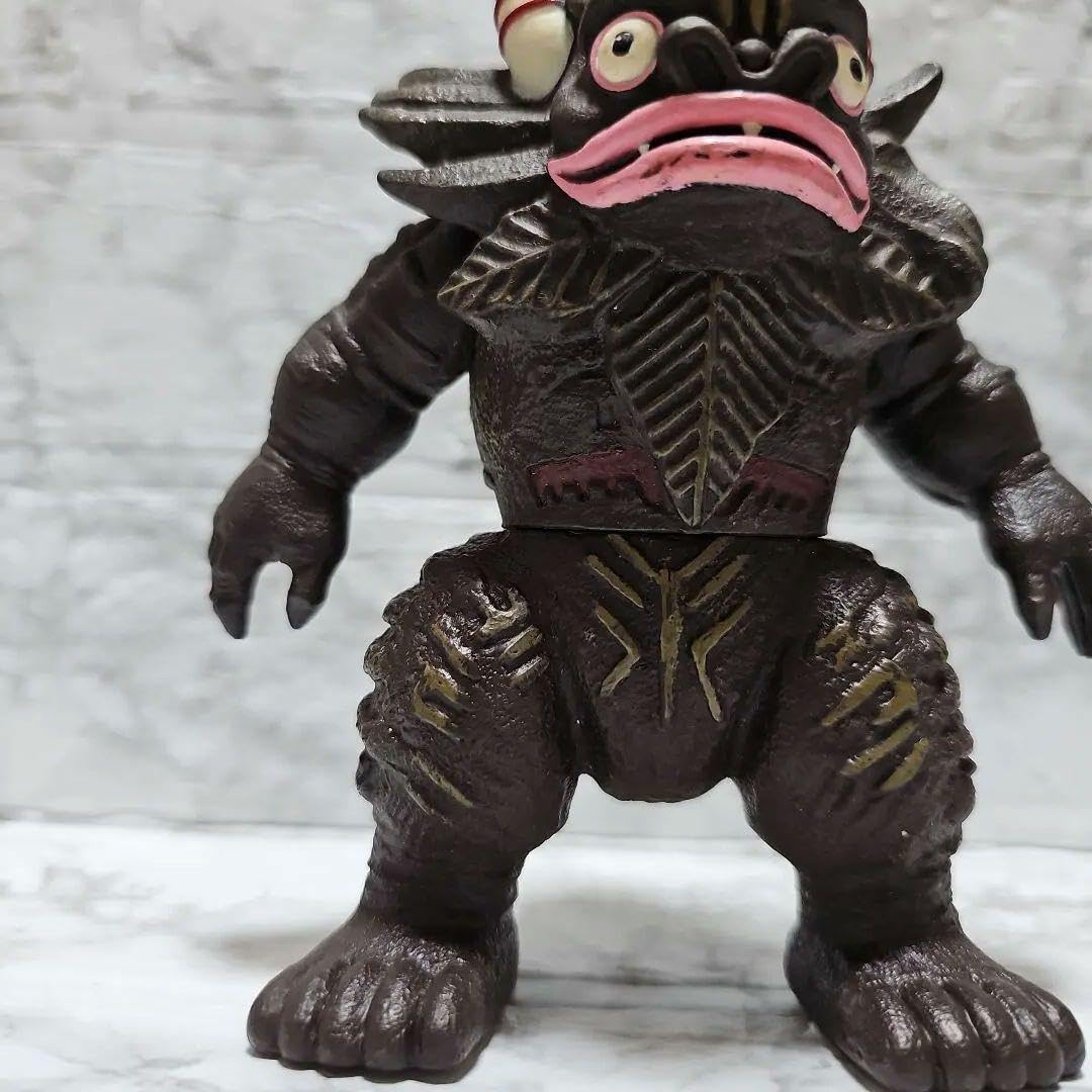 Amazon.co.jp: 谷プロ ウルトラ怪獣シリーズ 2006年版 ミクラス ソフビ