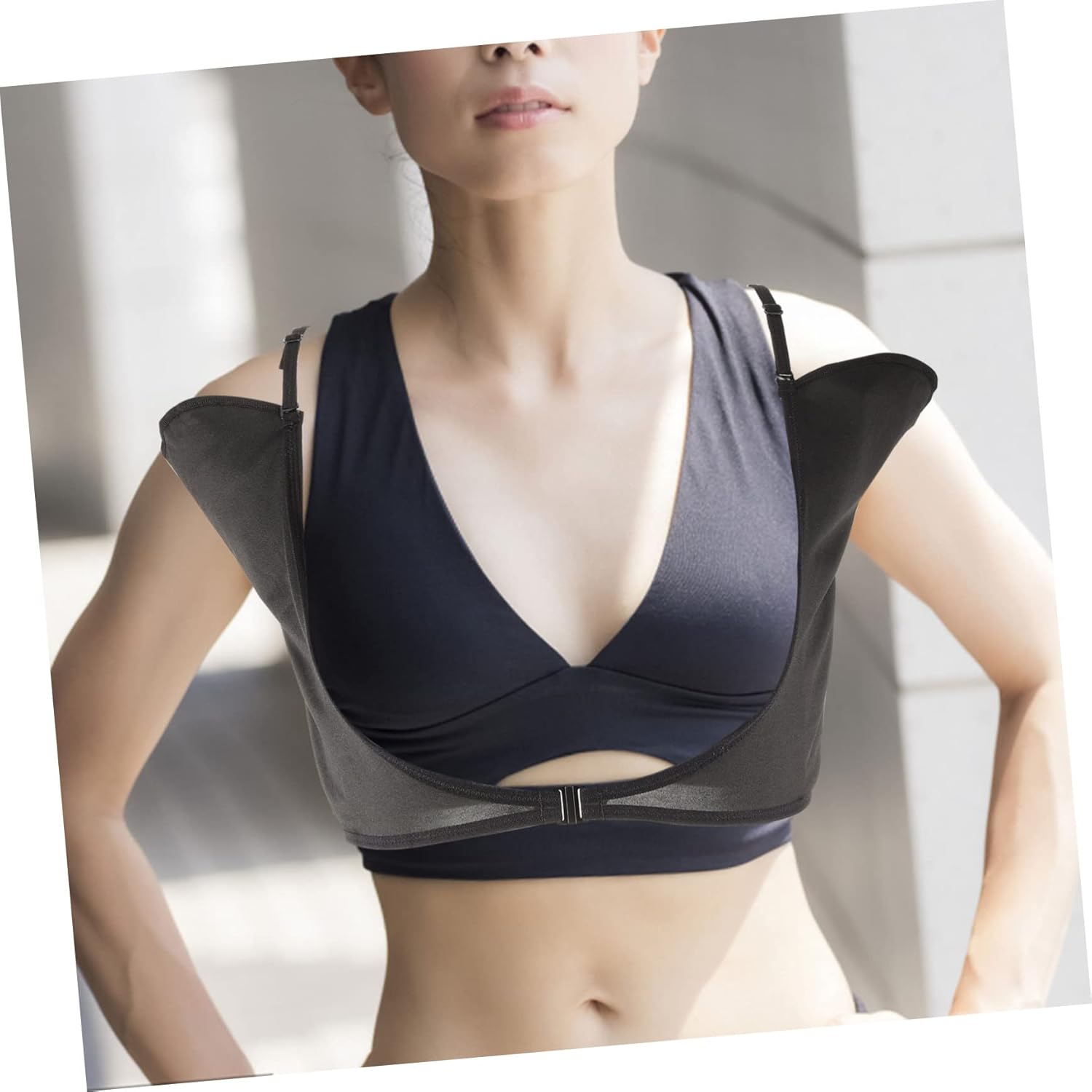 GLEAVI 4pcs Thin Washable Underarm Sweat Vest for Women Breathable Lightweight Sweat Protector for Activities for Yoga Running and Beach Parties Ladies and Girls