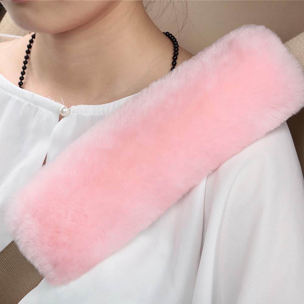 OGLAND Genuine Sheepskin Soft Fuzzy Car Seat Belt Pad,Comdy Fluffy Seat Belt Cover for Shoulder Pad Neck Cushion Protector Car Accessories(1Pcs/Pink)