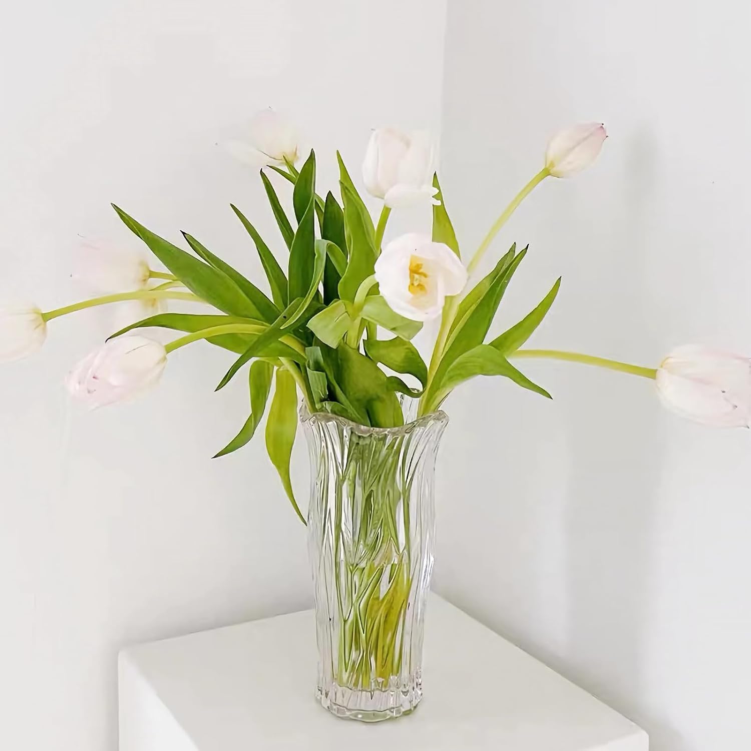 Clear Crystal Vase, Thickened Glass Vase for Table Centerpiece, Living Room, Wedding, Holiday Party, 9.1 Inches Tall - Image 8