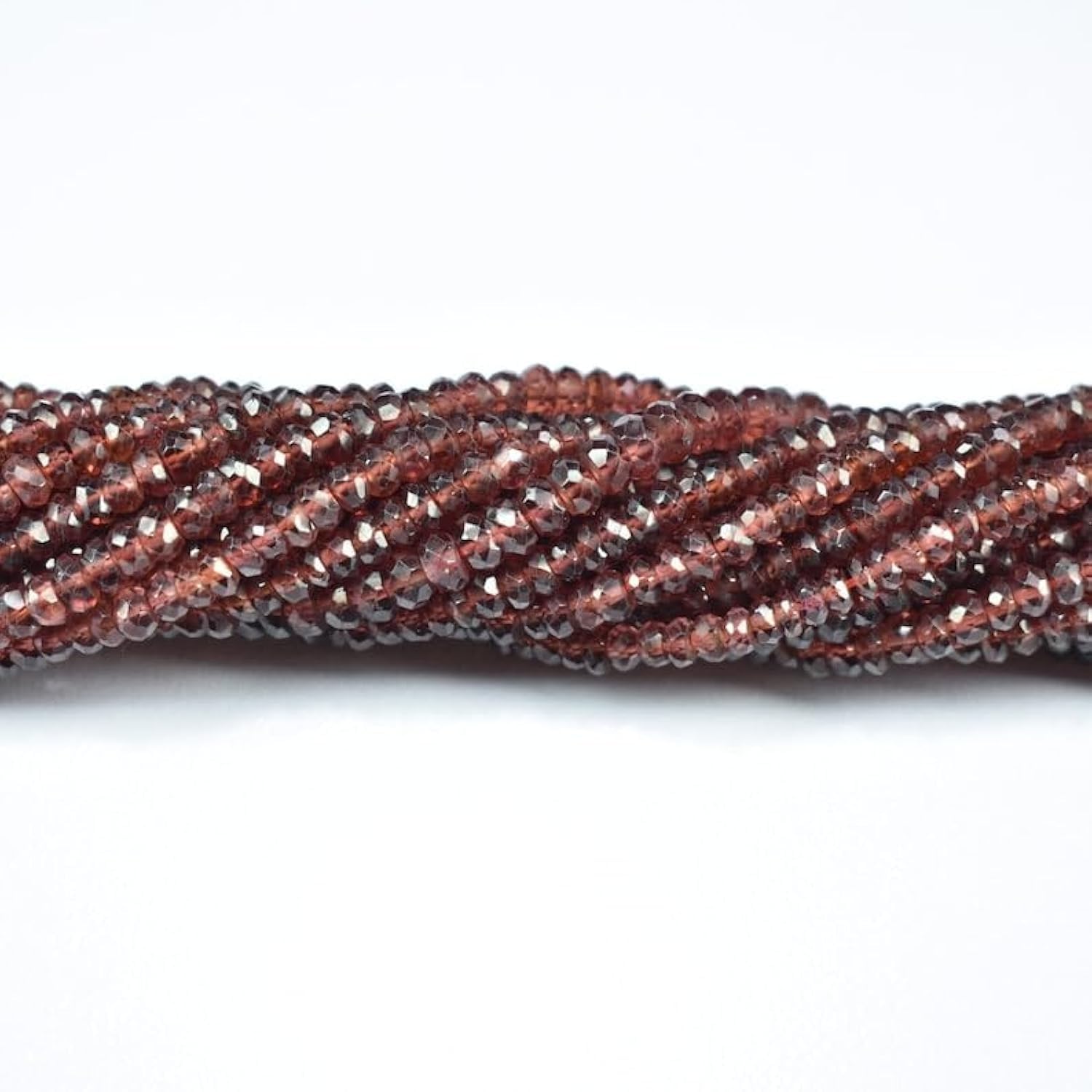 Perles de grenat du Mozambique à facettes de qualité supérieure pour joaillerie fine
