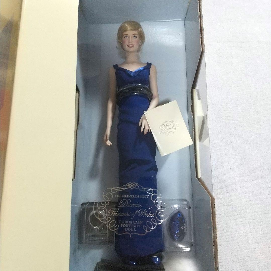 【レア】 ダイアナ妃 50cm ポートレートドール ブルー 希少品 レア】 ダイアナ妃 50cm ポートレートドール ブルー 希少品
