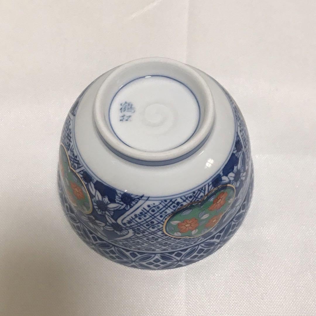 Amazon.co.jp: 有田焼 鶴松 蓋付き どんぶり 丼 多用碗揃 5客 Amazon.co.jp: 有田焼 鶴松 蓋付き どんぶり 丼 多用碗揃 5客