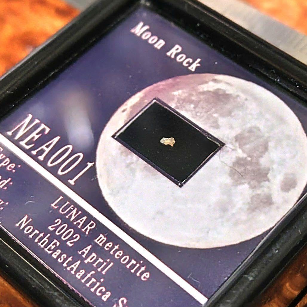 月のカケラ　NEA001　月隕石標本　最後の一個 月のカケラ NEA001 月隕石標本 最後の一個 月のカケラ NEA001 月隕石
