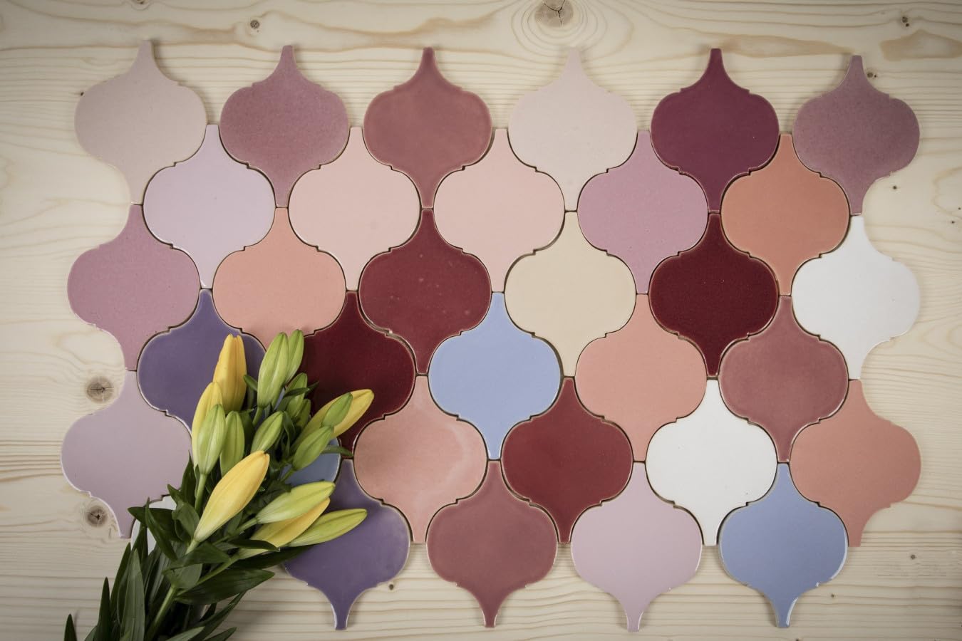 Piastrelle in ceramica fatte a mano Arabesque Tramonto lavanda – Mattonelle a mosaico arabesque per cucina, parete posteriore della cucina e bagno | Un patchwork contiene 31 piastrelle da rivestimento