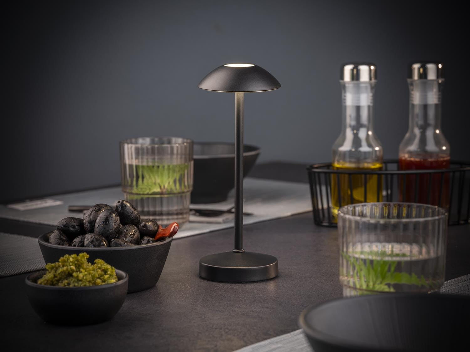 APS 17036 "ALVA Wireless USB-C Table Lamp, Colour Temperature and Brightness Adjustable, Splash-Proof IP 54 - Image 2