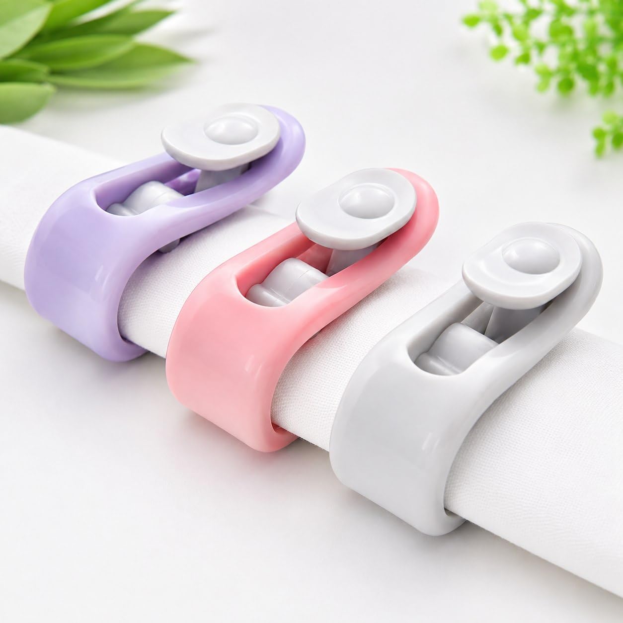 ( pack of 10 bed sheet lock clips, bed sheet clip, duvet clip, quilt fastener, blanket clip, bedsheet holder, comforter clip, bedding lock, sheet fixer multicolor