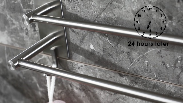 AMARE Barre Porte-Serviettes à 2 Bras | Argent | Perçage Ou Collage | Porte-Serviettes Pour Serviettes Et Serviettes D'invités | Crochet Pour Serviettes En Acier Inoxydable | Distributeur De