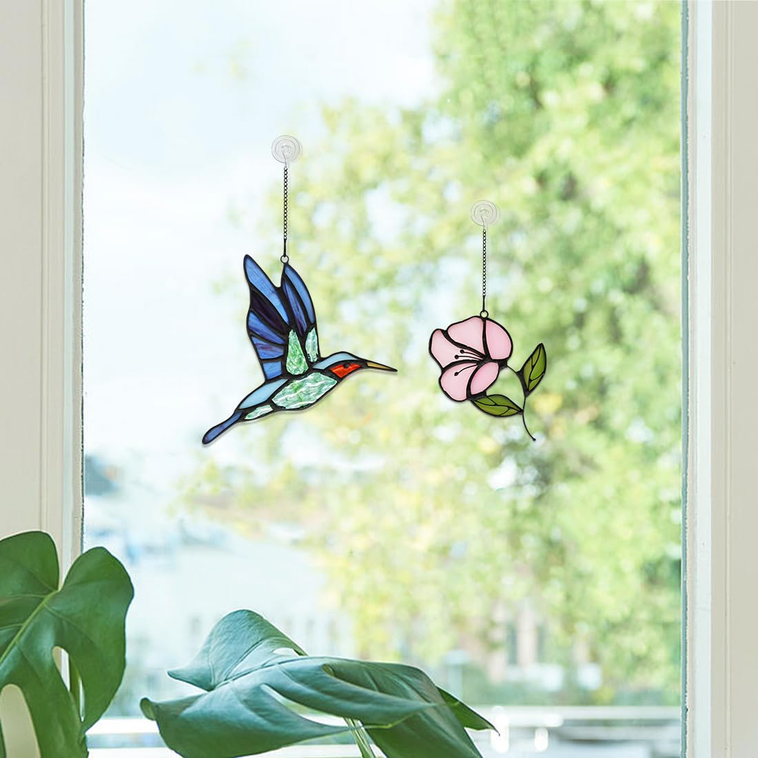 BOXCASA Decorazione floreale rosa da appendere alla finestra, acchiappasole in vetro colorato colibrì per finestra, acchiappasole per uccelli per gli amanti degli uccelli, regali di fiori artificiali